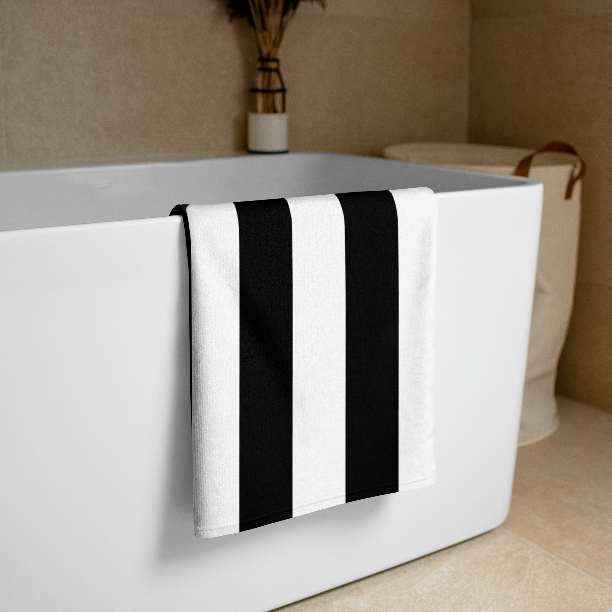 Newcastle Magpies Towel | Newcastle Football Fan Towel - Image 3