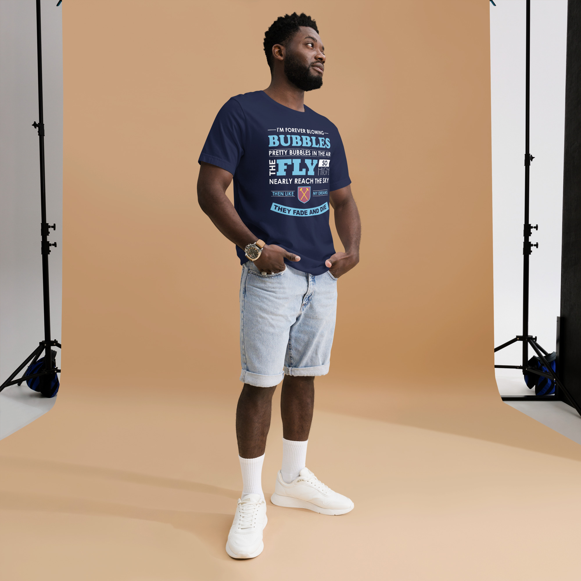 West Ham Forever Blowing Bubbles Unisex T-Shirt - Image 10