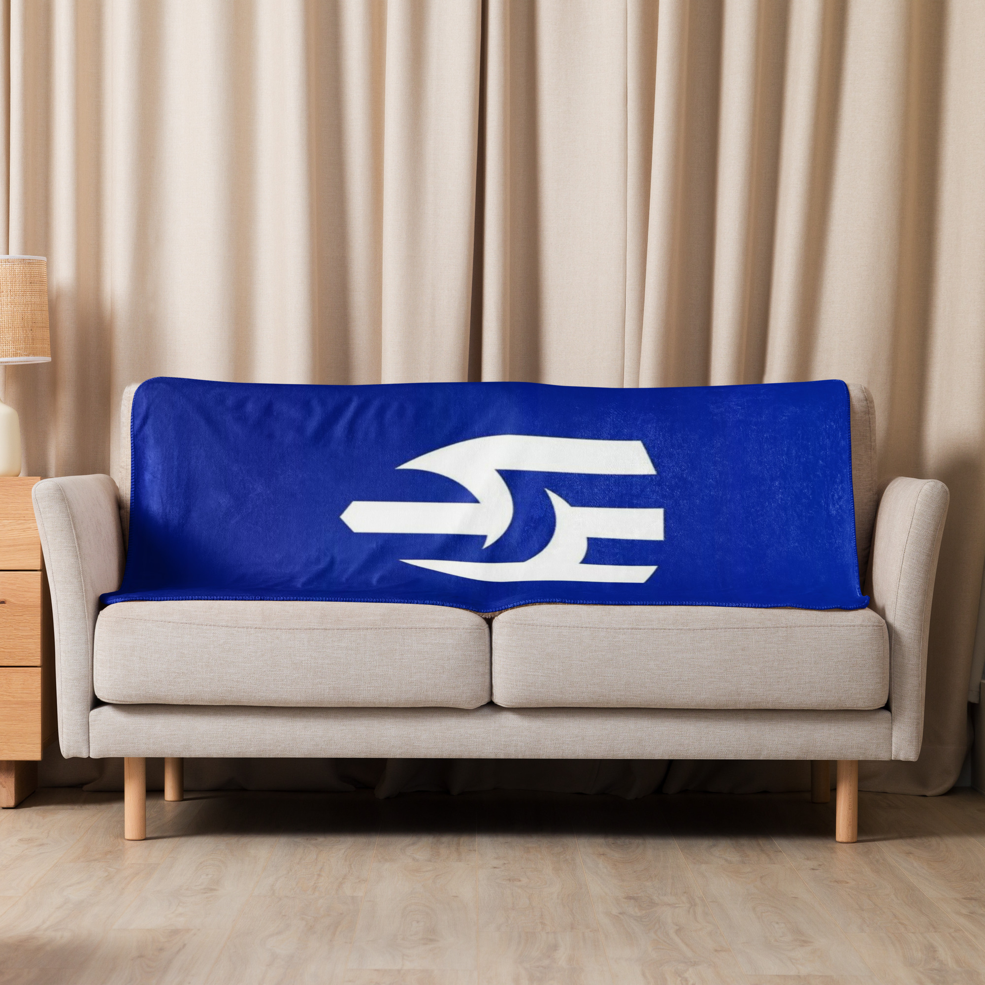 Al Hilal Sherpa Blanket – Blue Power Gift for Fans - Image 4