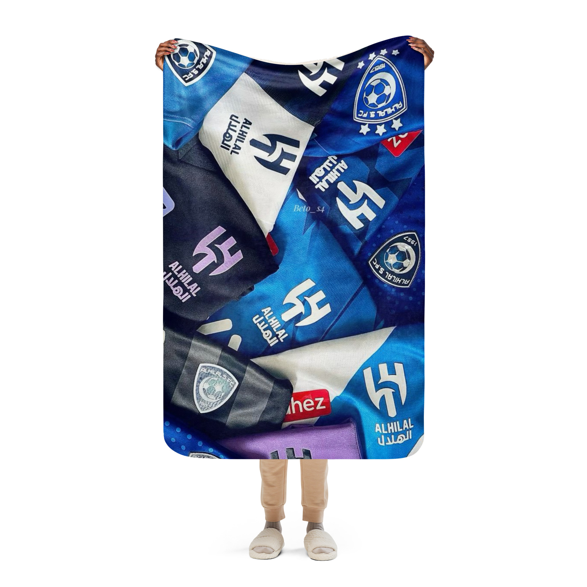 Al Hilal Saudi Club Blue Power All-In-One Sherpa Blanket – Al Hilal Football Fan Gift - Image 8