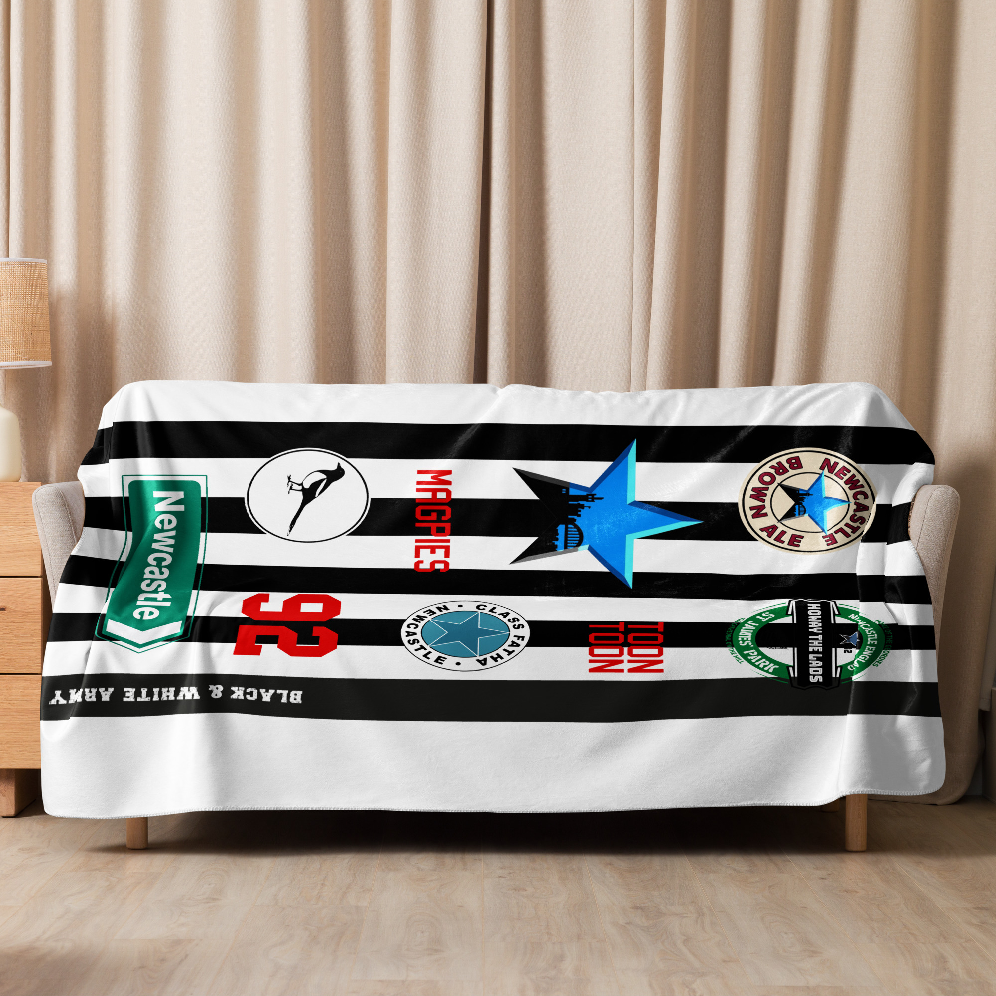 Newcastle Howay The Lads Sherpa Blanket – Toon Army Football Fan Gift - Image 15